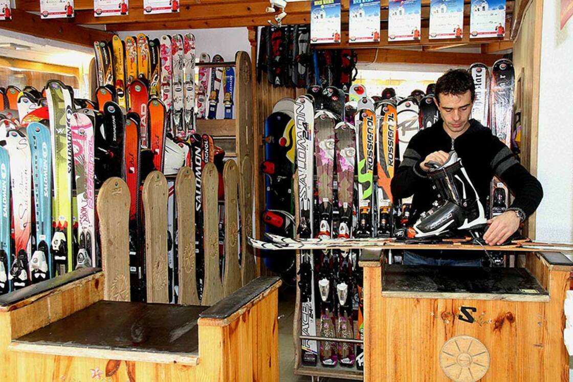La location de ski chez Christian Sports