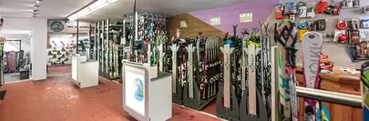 Bienvenue chez Sport 2000 Rolland Sport, spécialiste de la location de ski à Pralognan la Vanoise
