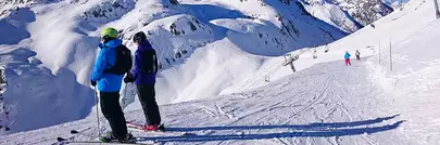 skieurs piste serre chevalier