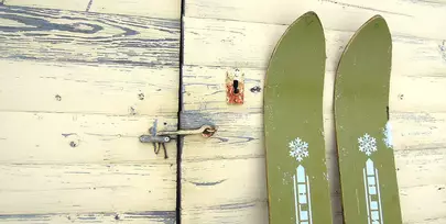 skis vintage