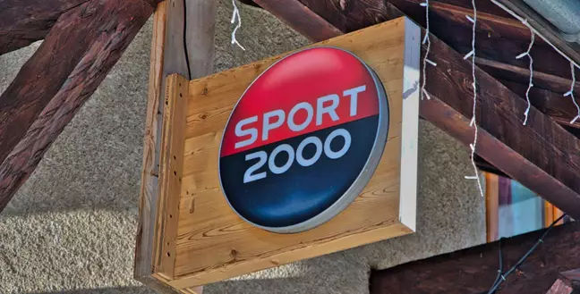 ski risoul sport2000 chalet skieur logo