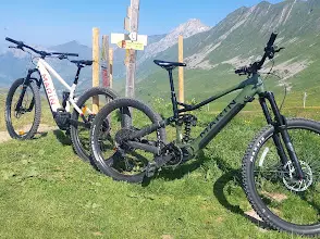 Sport 2000 Ski Shop (Chinaillon)