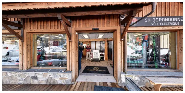 Entrance to Ardent Sports, ski touring and e-bikes, Ardent